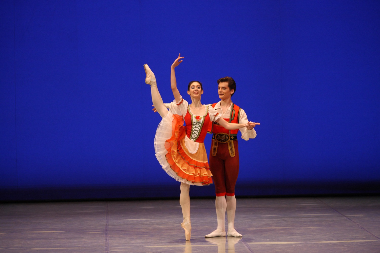 Гоголь танцует