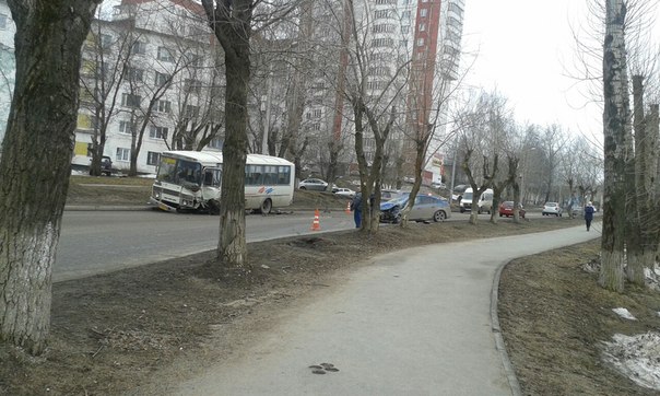 ​В микрорайоне Молодежный произошло еще одно ДТП с участием автобуса