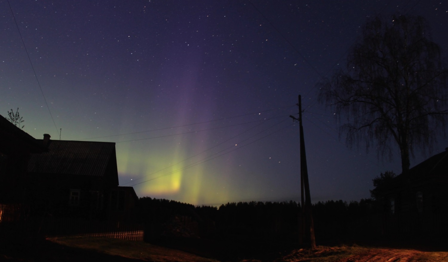 Жители Прикамья увидели северное сияние в День Победы