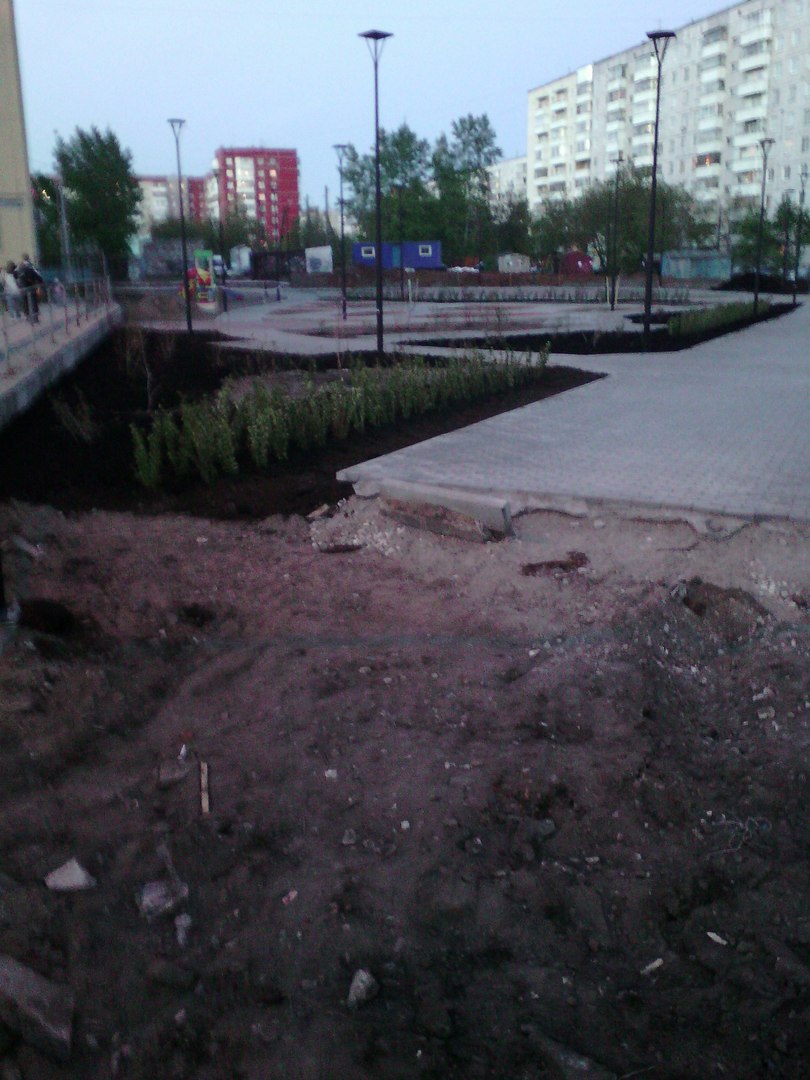 В Перми продолжается строительство сквера в Дзержинском районе