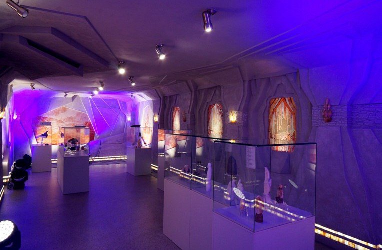 Зуб мамонта, книжные сокровища и гигантский краб. Чем удивит пермяков «Ночь музеев-2016»?