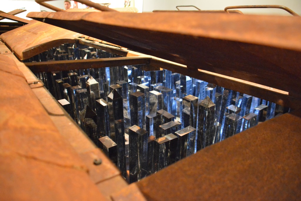 «Курс самообороны» и «Другие времена»: в PERMM показали лучшие работы из коллекции музея