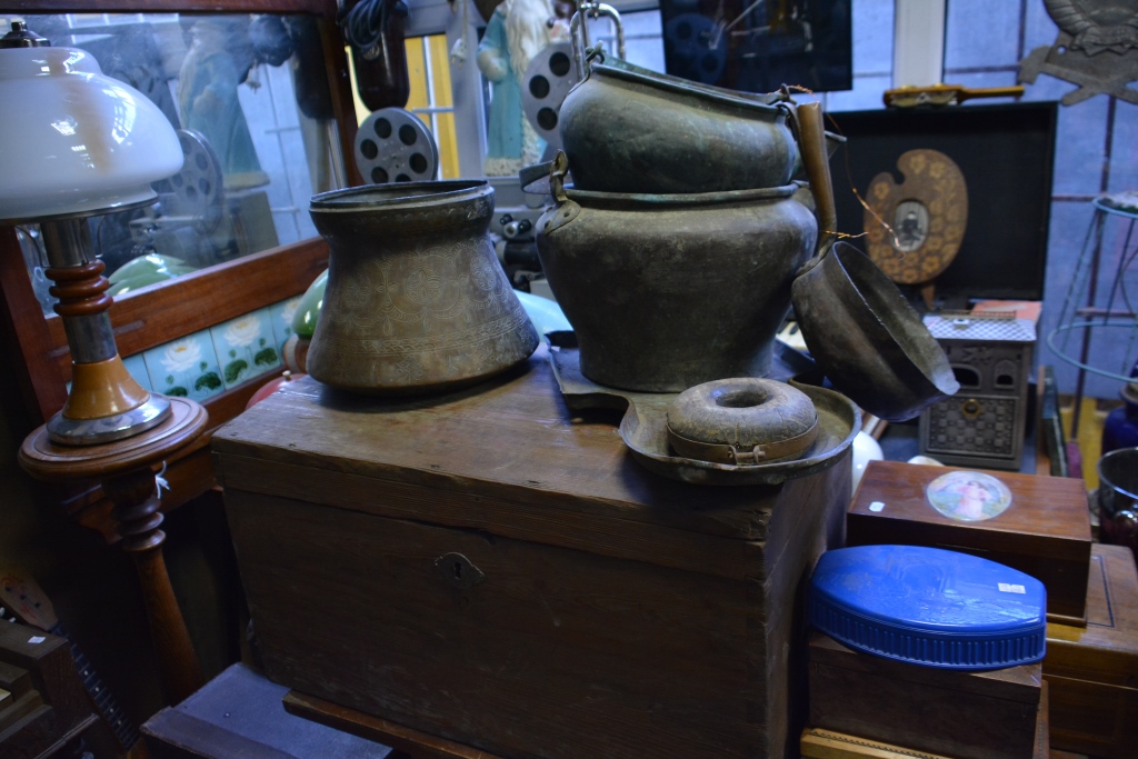 Круговорот старья в природе. Корреспондент Business Class узнал, что пермяки продают и покупают на блошином рынке