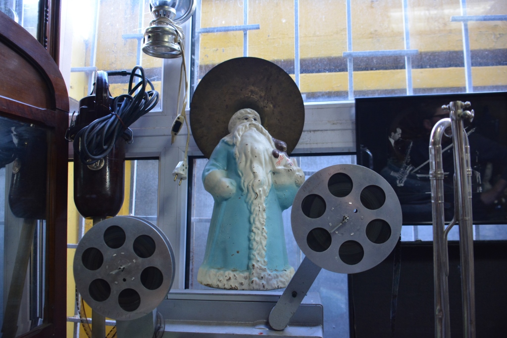 Круговорот старья в природе. Корреспондент Business Class узнал, что пермяки продают и покупают на блошином рынке