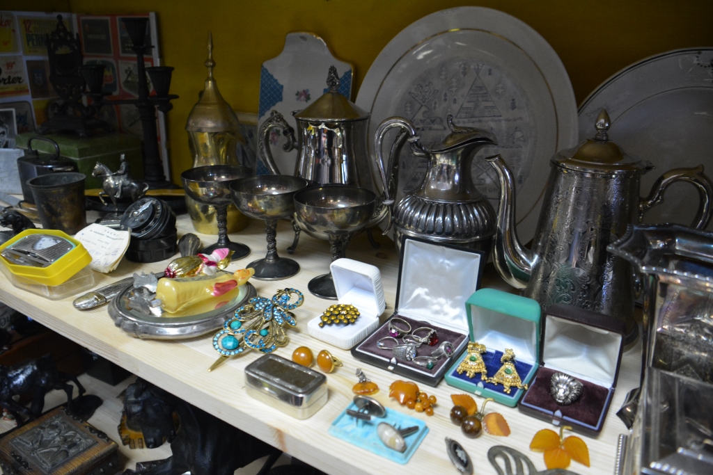 Круговорот старья в природе. Корреспондент Business Class узнал, что пермяки продают и покупают на блошином рынке