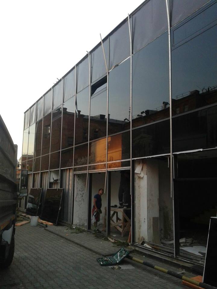 Вывеска клуба «Бегемот» пока останется на прежнем месте