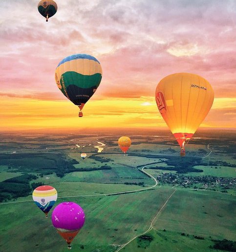 Полеты наяву. Жители Прикамья поделились в соцсетях фотографиями с «Небесной Ярмарки»