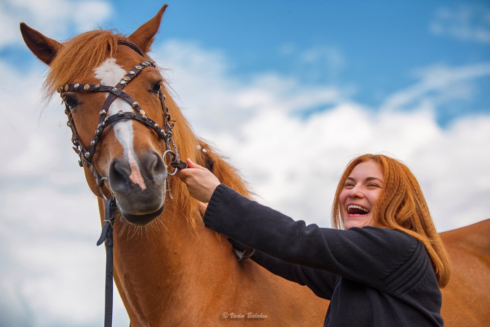 Рыжеволосые актрисы театра «У Моста» устроили фотосессию в ирландском стиле