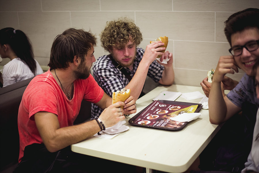 Спортсмены из Франции рассказали, как преодолели 6 тысяч километров, чтобы попасть в Пермь