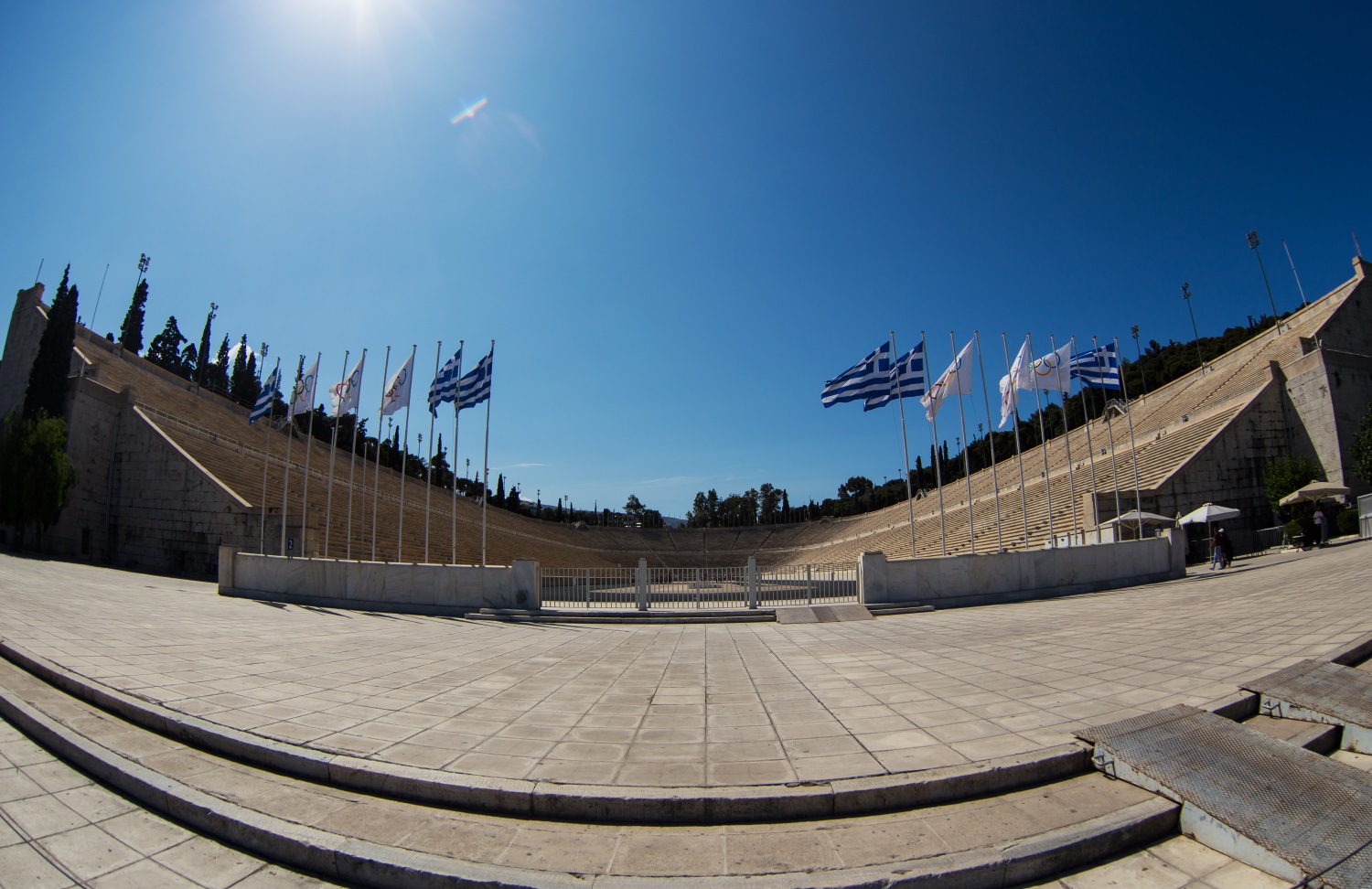 В гостях у Зевса: подъем на Олимп, приобщение к античной классике и самый зеленый остров Эгейского моря