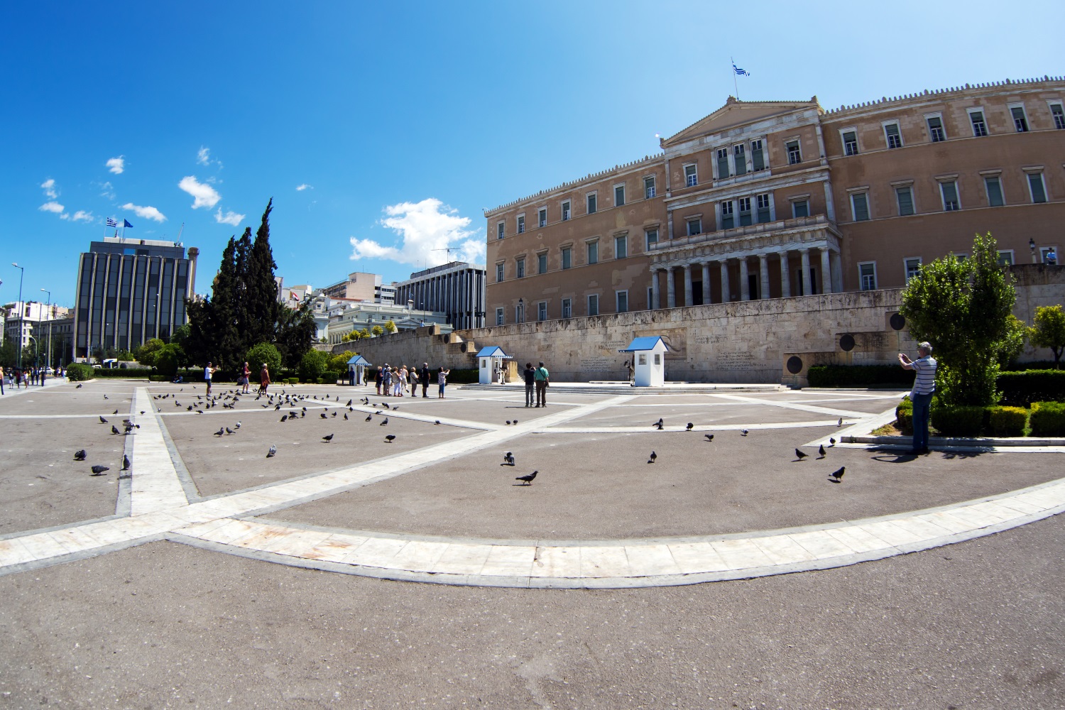 В гостях у Зевса: подъем на Олимп, приобщение к античной классике и самый зеленый остров Эгейского моря