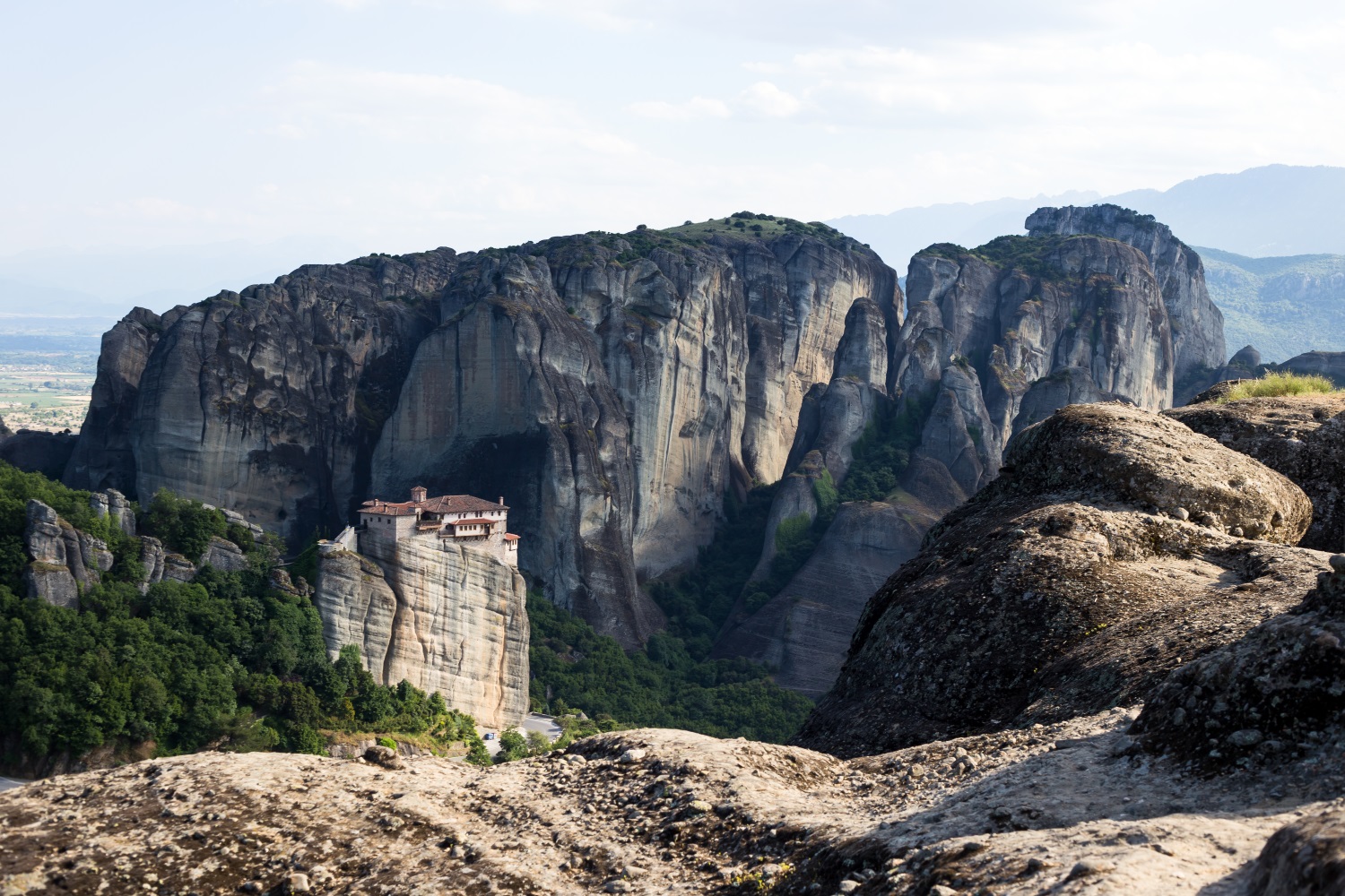 В гостях у Зевса: подъем на Олимп, приобщение к античной классике и самый зеленый остров Эгейского моря