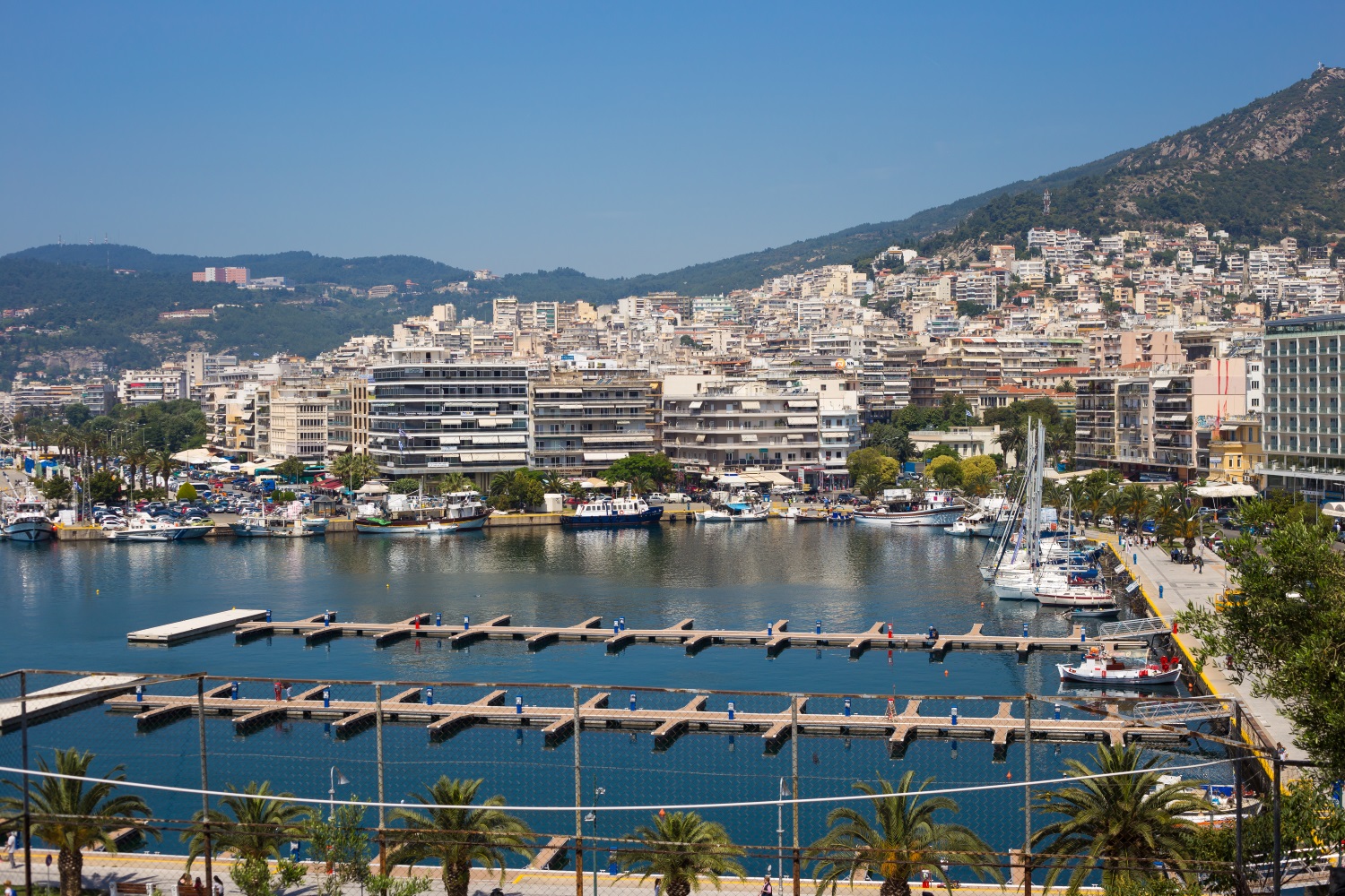 В гостях у Зевса: подъем на Олимп, приобщение к античной классике и самый зеленый остров Эгейского моря