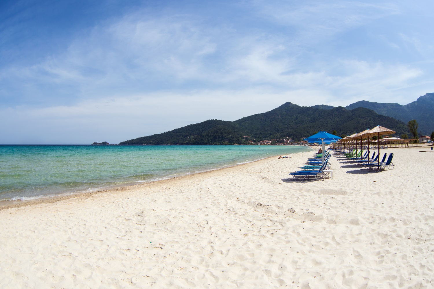 В гостях у Зевса: подъем на Олимп, приобщение к античной классике и самый зеленый остров Эгейского моря