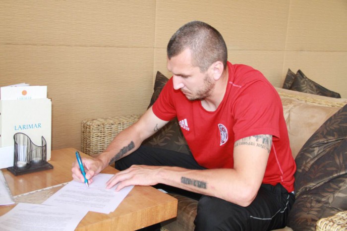 Семеро по лавкам