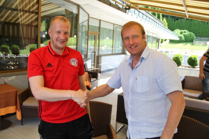 Семеро по лавкам