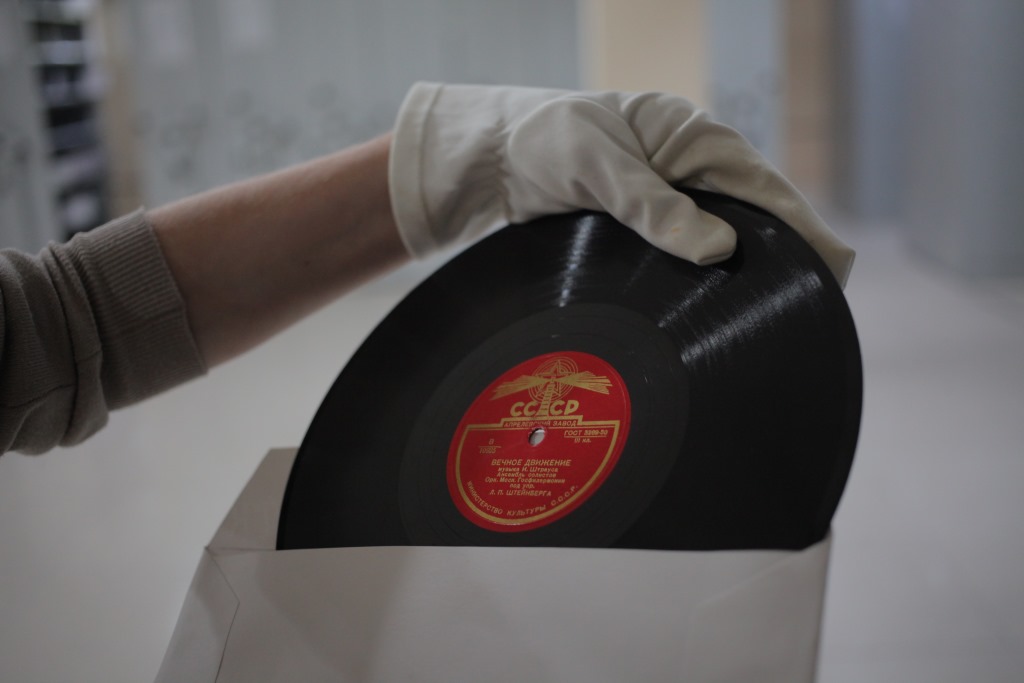 Дом, где живет история. Business Class открывает секреты Государственного архива Пермского края