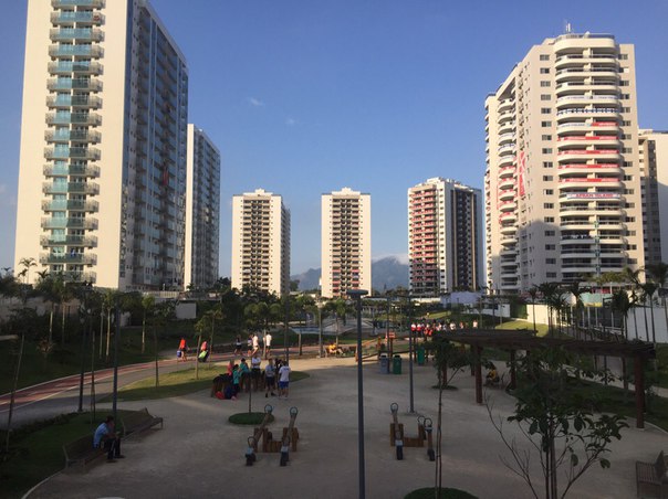 «Злых взглядов не замечала». Пермская пловчиха Дарья Муллакаева рассказала о жизни в Олимпийской деревне в Рио