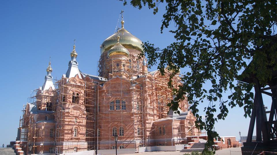Сняли краску и укрепляют кладку: в Прикамье реставрируют собор Белогорского монастыря