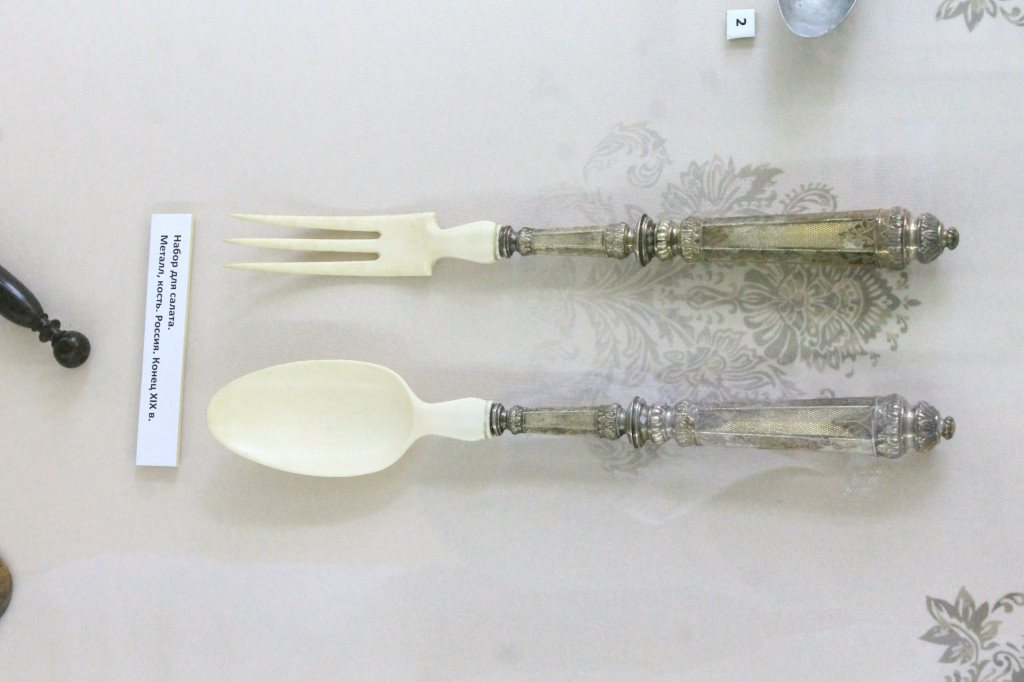 Главные по ложкам