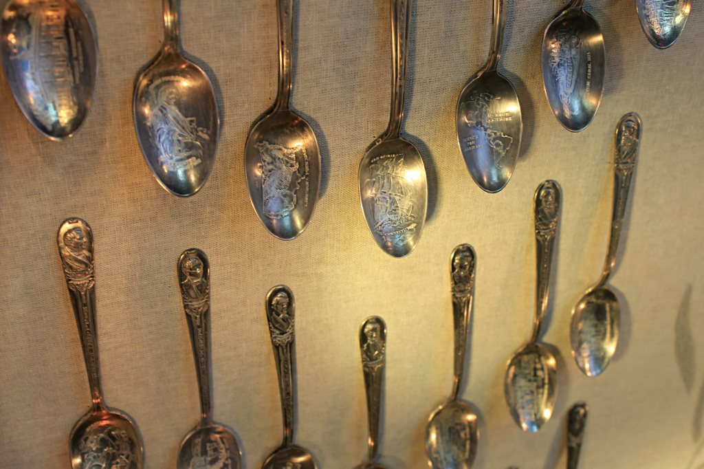 Главные по ложкам