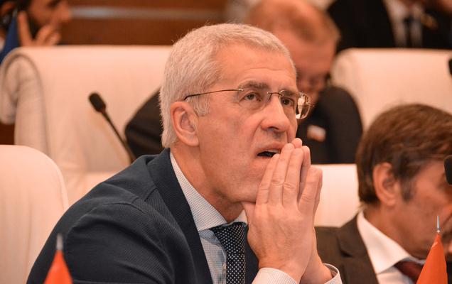 Раз, два и отсеялся.  Несколько действующих депутатов могут ставить точку в своей политической карьере