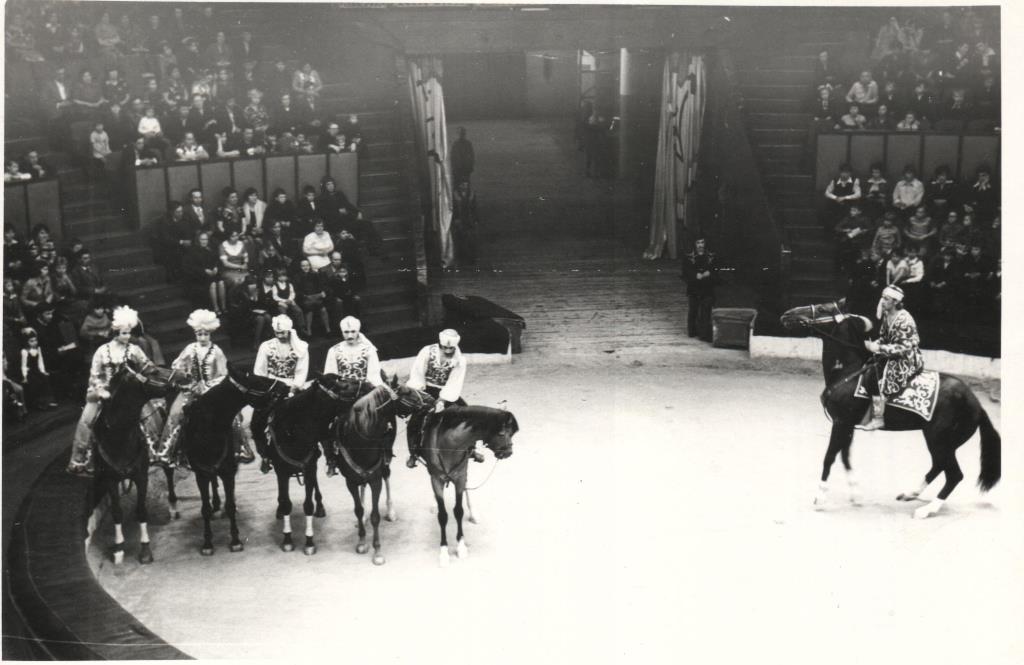 Весь мир – цирк. Рассказываем о тайнах пермского манежа 