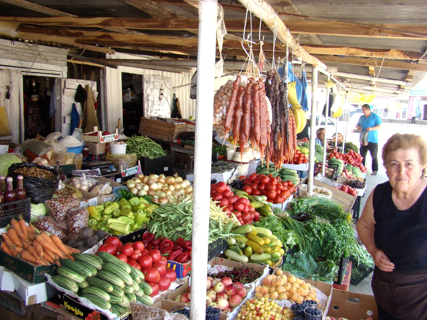 Русские в Грузии. Отпуск в Батуми: неспешные хозяева, просторные пляжи и милая разруха