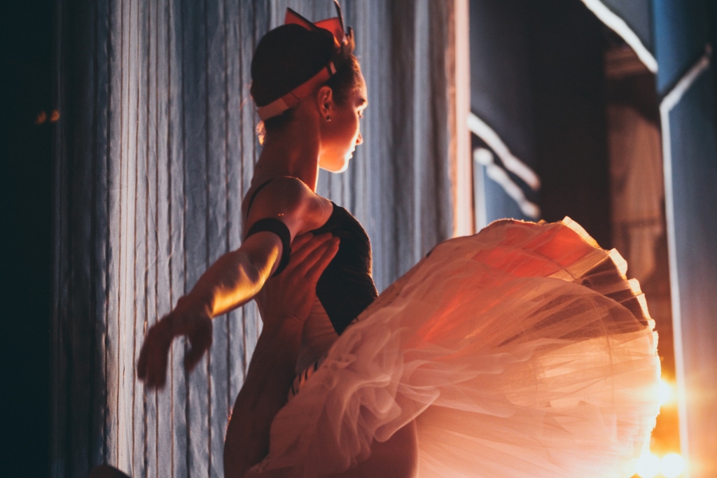 Советская «Золушка» и вечер ведущих хореографов: театр оперы и балета рассказал о планах на новый сезон