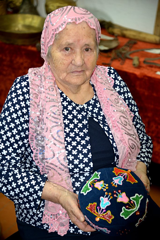 Родина бардымской тюбетейки