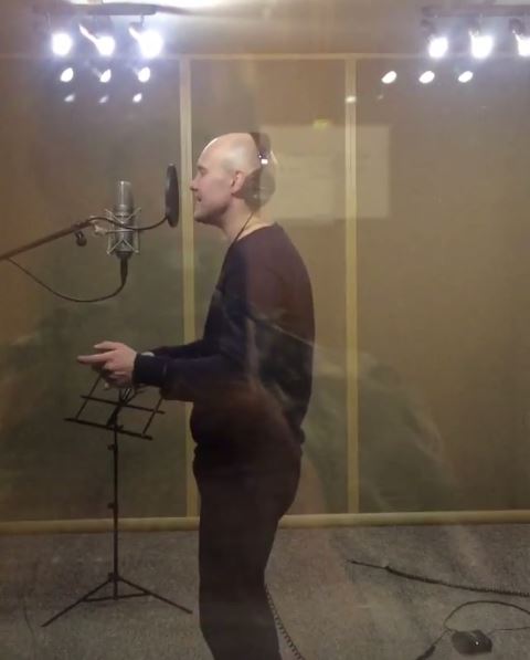 Актер сериала «Реальные пацаны» выпускает музыкальный альбом