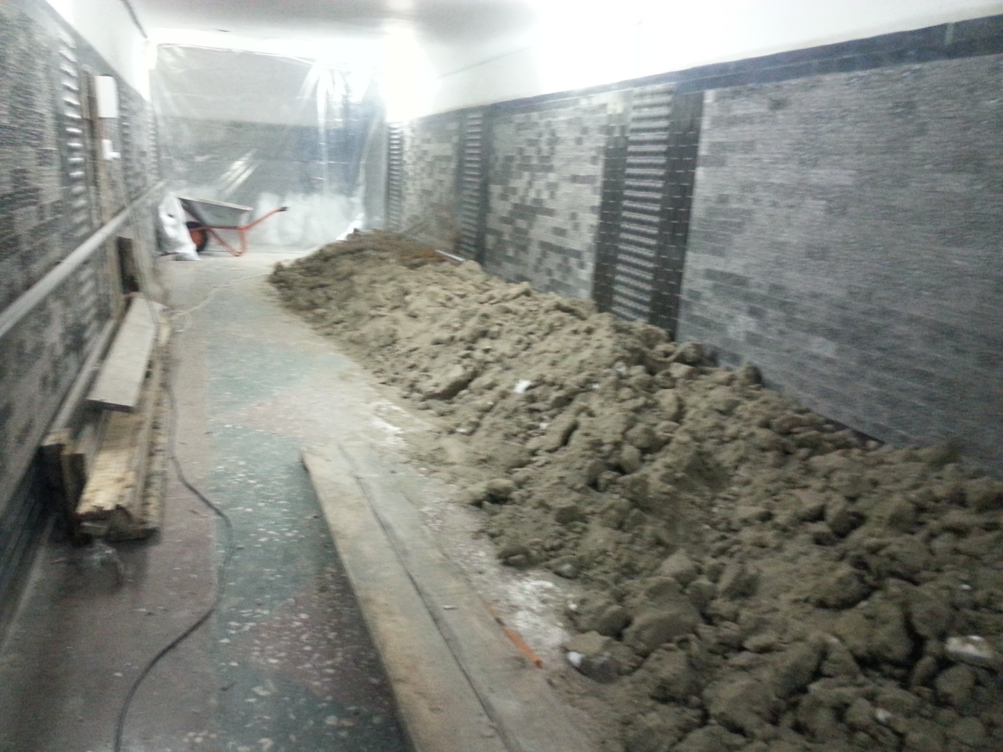 На вокзале Пермь II ремонтируют пешеходный тоннель