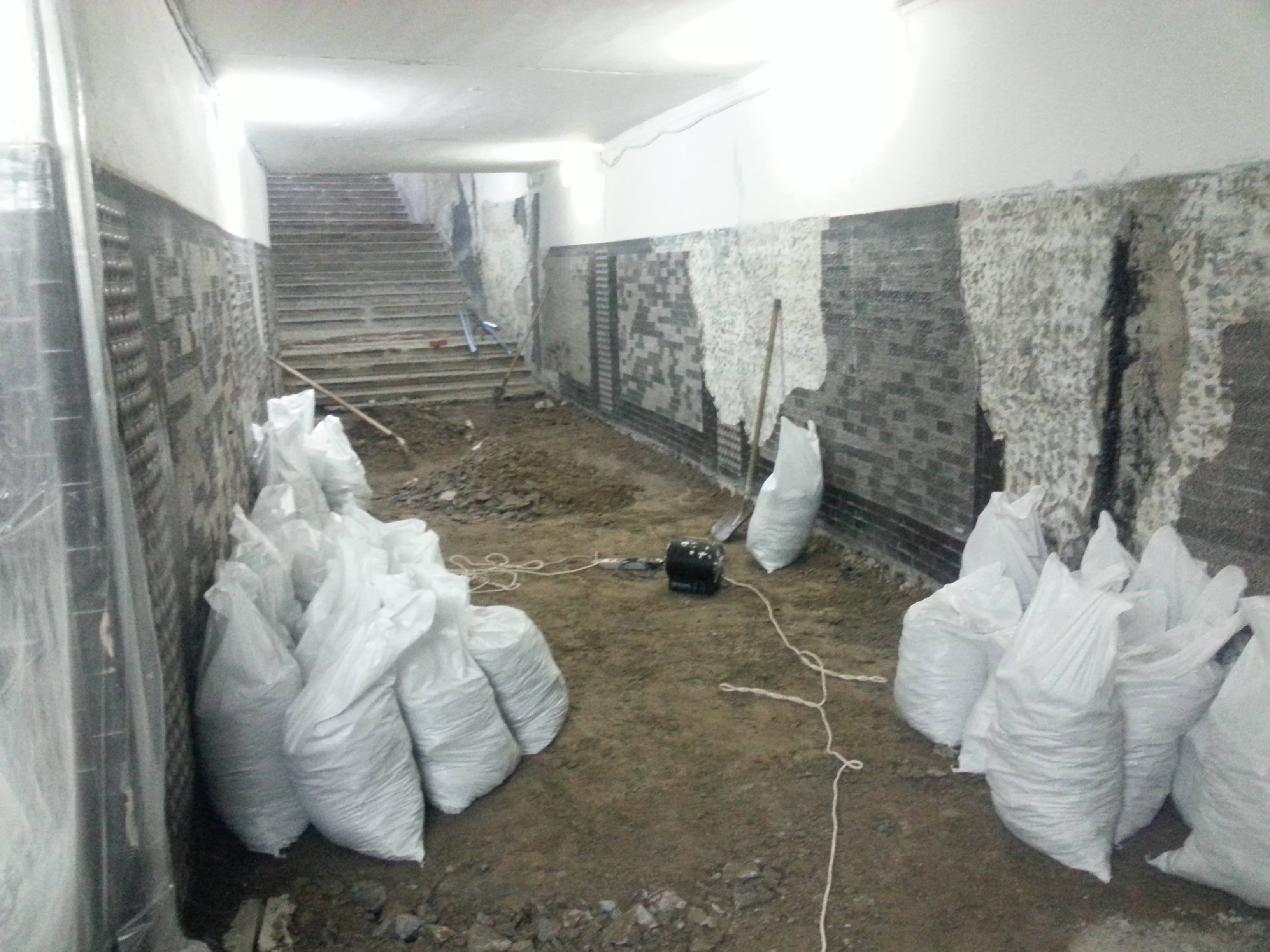 На вокзале Пермь II ремонтируют пешеходный тоннель