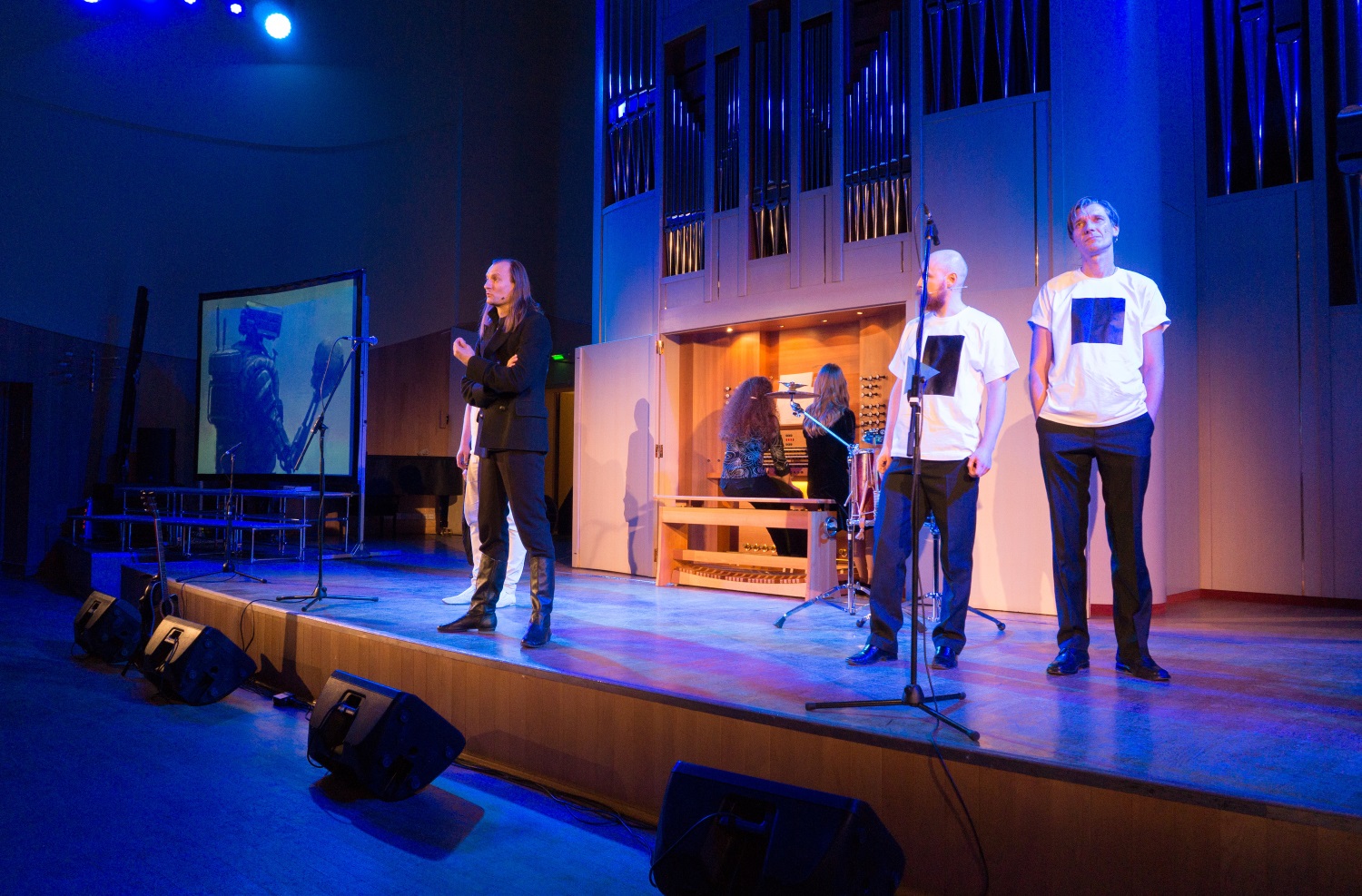 Пермь завоевала титул «Столица поэзии Урала». В краевом центре с успехом прошел поэтический фестиваль «Компрос»