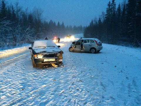 ​В Прикамье в массовом ДТП с участием автобуса пострадали два человека