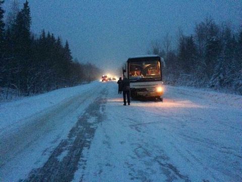 ​В Прикамье в массовом ДТП с участием автобуса пострадали два человека