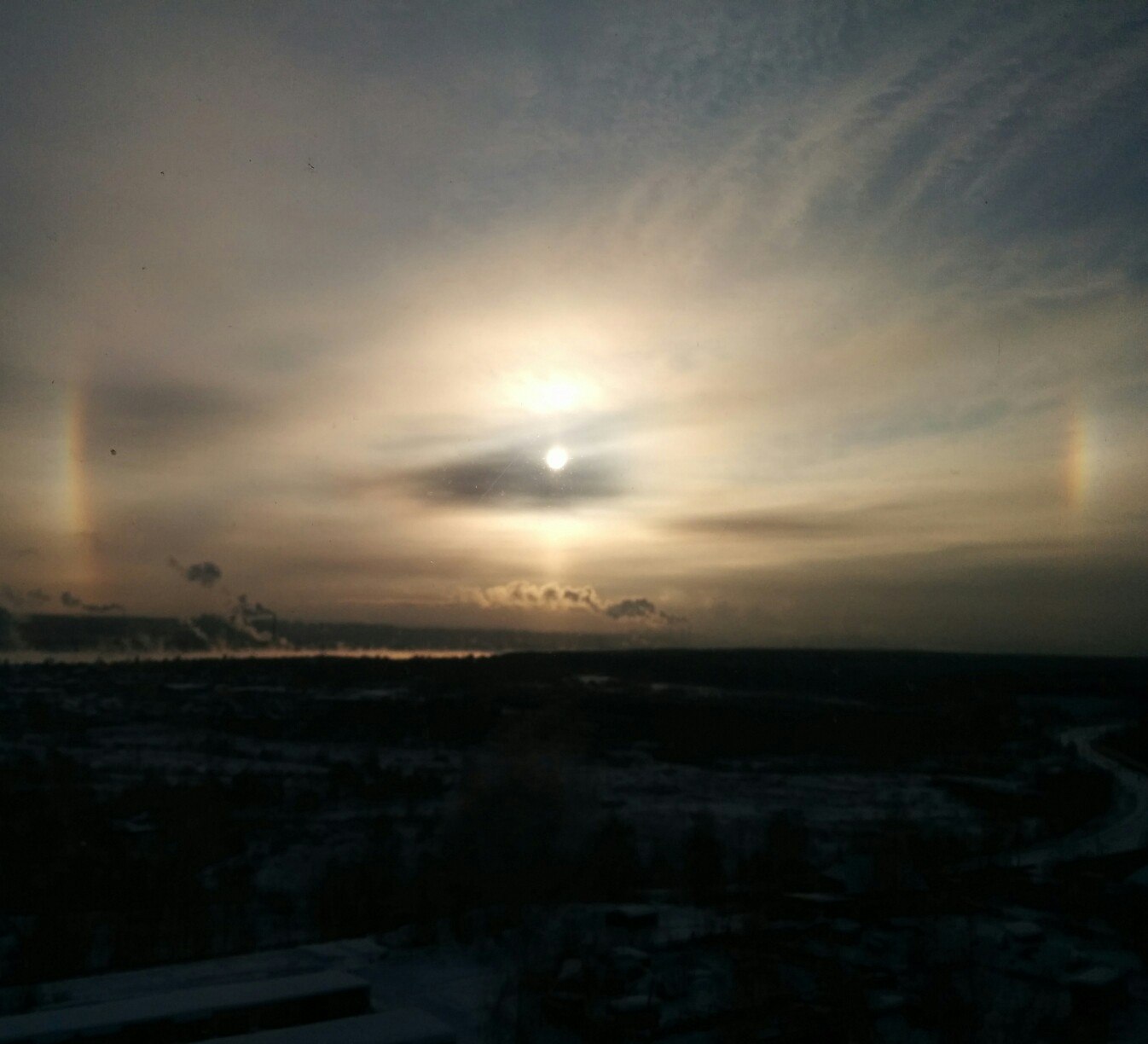 Пермяки поделились в соцсетях фотографиями эффекта Гало