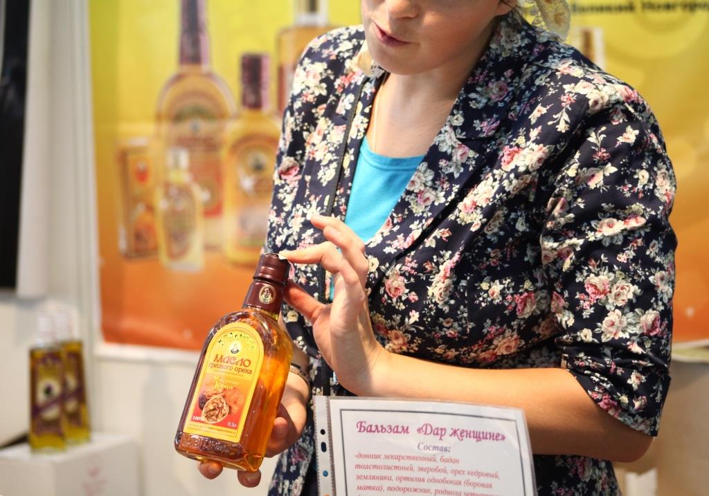 Ищите женщине