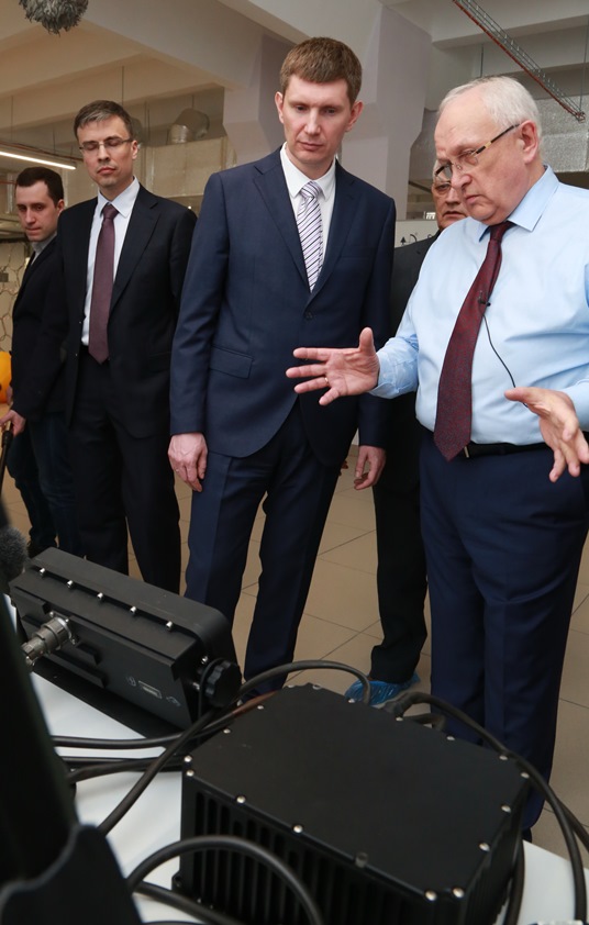 Помогать и развивать