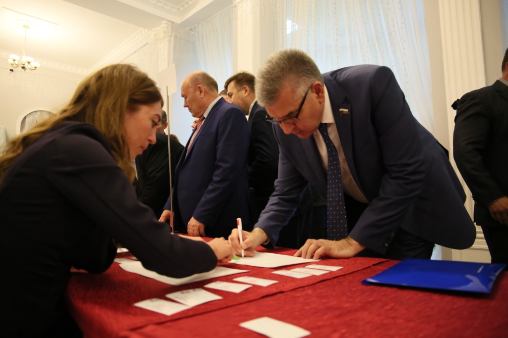 Он такой один