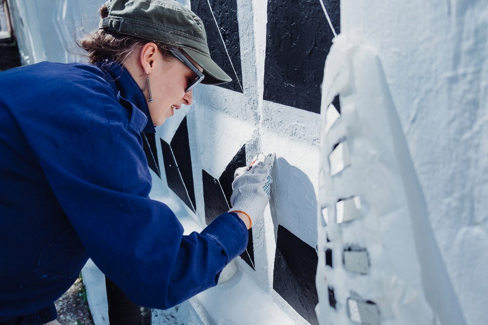 ДИП-2017: на пермских заборах снова появились «Длинные истории»