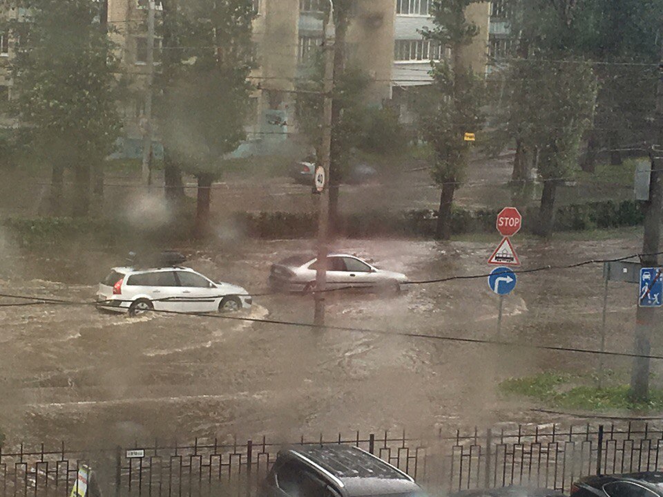 Пермские улицы снова затопило после ливня