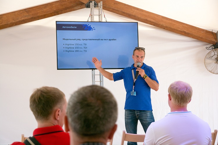 Пермякам повезло дважды. В Перми прошло тест-драйв-шоу Volkswagen Driving Experience