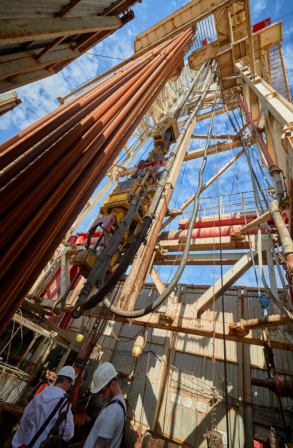 Пермские нефтяники пробурили первую в регионе  многозабойную скважину малого диаметра