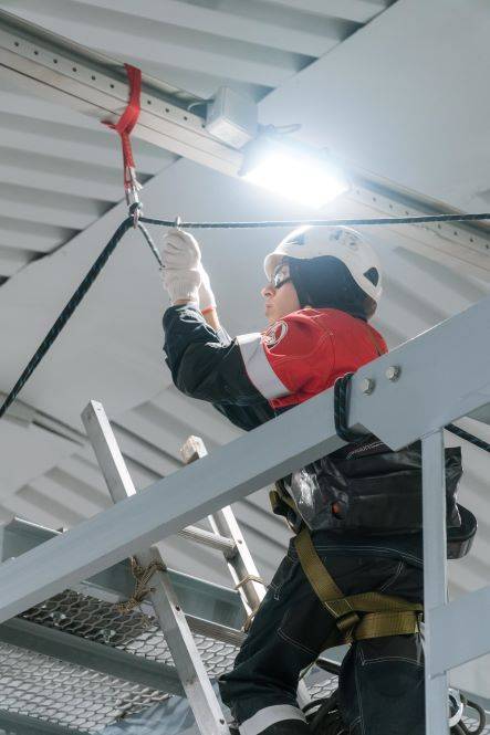 Тренажерный комплекс для отработки навыков безопасного проведения работ на высоте