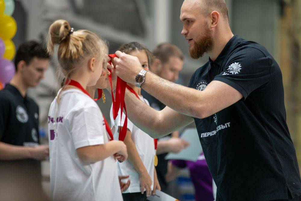 Награждение/Гандбольный клуб «Пермские Медведи», Артем Коньков