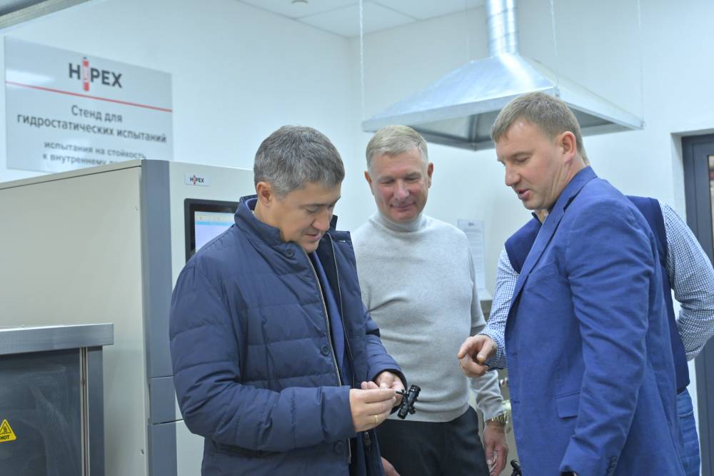 Губернатор Пермского края Дмитрий Махонин высоко оценил потенциал продукции HIPEX