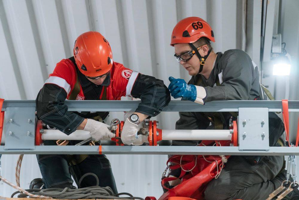 Тренажерный комплекс для отработки навыков безопасного проведения работ на высоте
