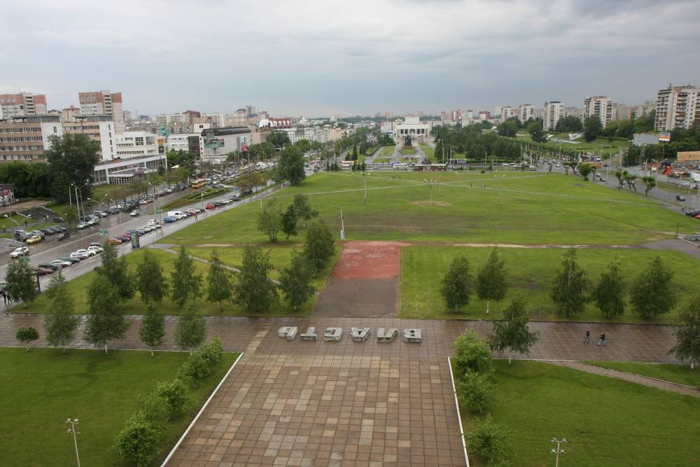 В Перми на Аллее Доблести и Славы появилось пять новых плит 