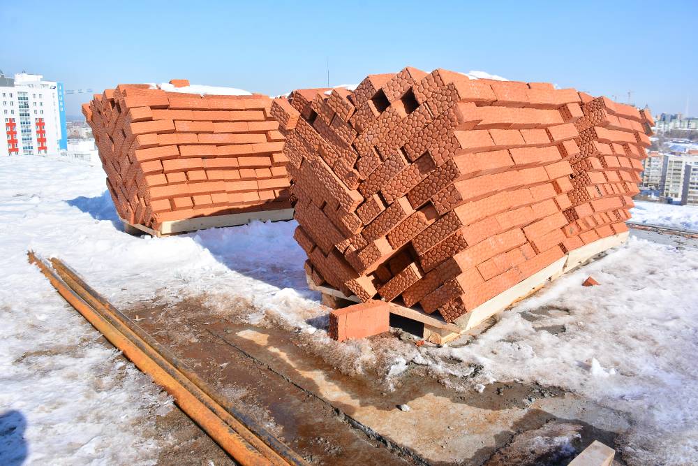 Строительство проблемного дома в Закамске оценили в 387 млн рублей